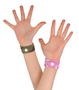 motion-sickness-wristbands-902x1024