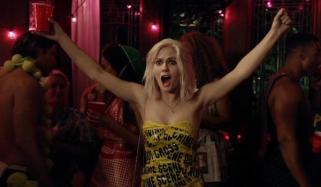 izombie-rose-mciver-zombie-bro-600x350