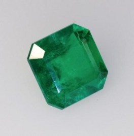 May-Birthstone-Emerald-9-295x300
