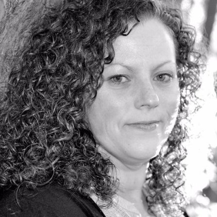 Amber Smith Author Photo2